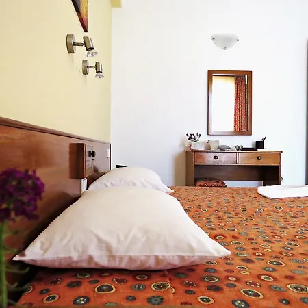 Maritime Hotel de apartamente Petaloudes