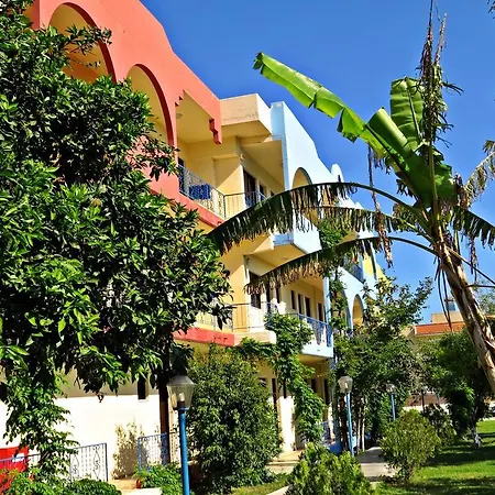 Hotel apartamentowy Maritime Petaloudes