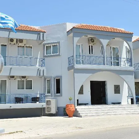 Hotel apartamentowy Maritime Petaloudes